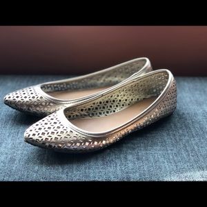 Gold geometric flats